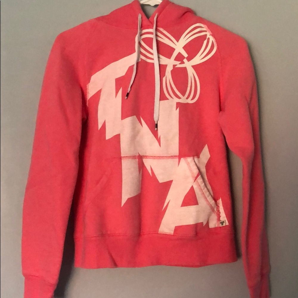TNA pullover hoody